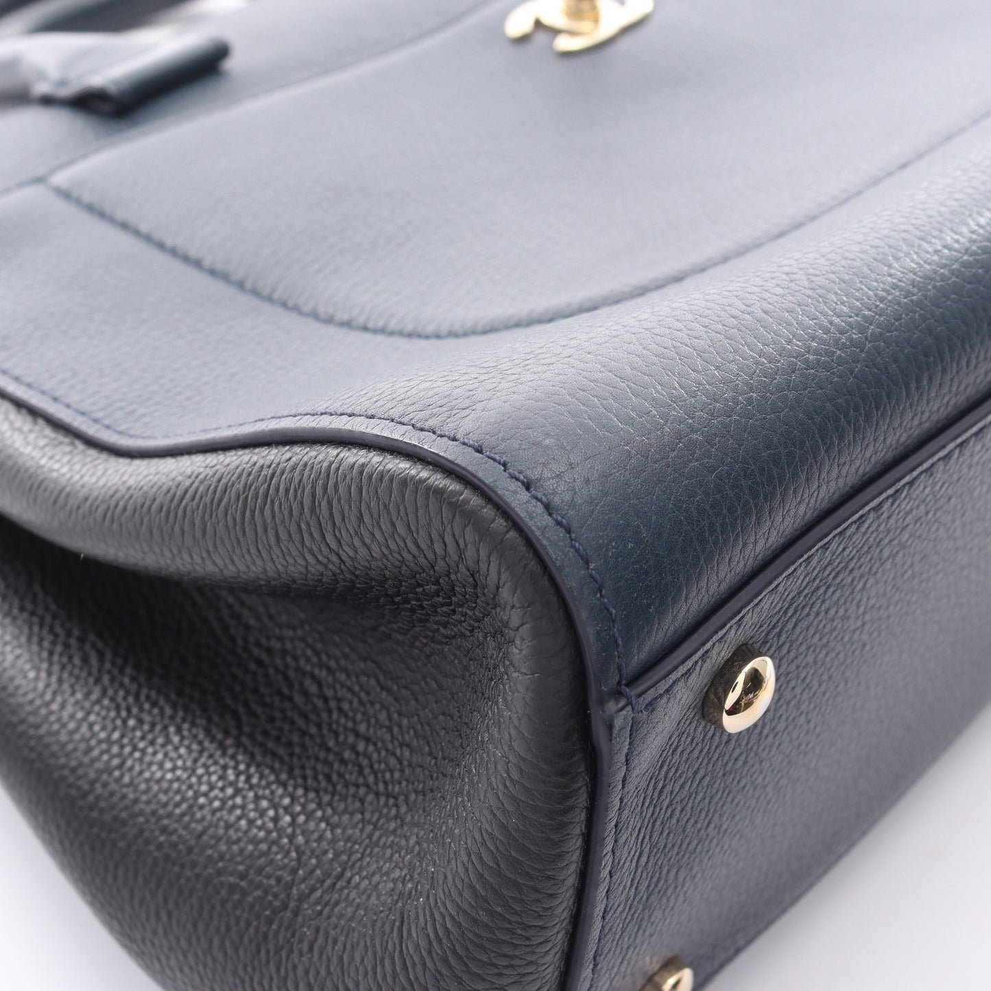 ネオエグゼクティブトート ハンドバッグ トートバッグ レザー ネイビー ブラック ゴールド金具 2WAY シャネル バッグ CHANEL