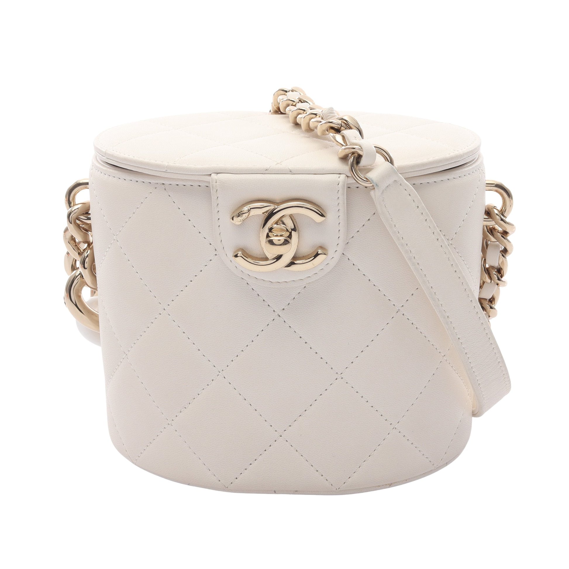 マトラッセ バニティバッグ チェーンショルダーバッグ ラムスキン オフホワイト ゴールド金具 シャネル バッグ CHANEL
