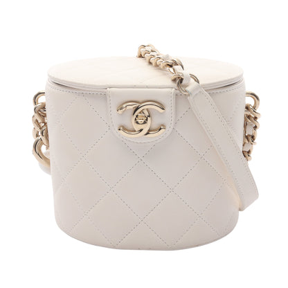 マトラッセ バニティバッグ チェーンショルダーバッグ ラムスキン オフホワイト ゴールド金具 シャネル バッグ CHANEL