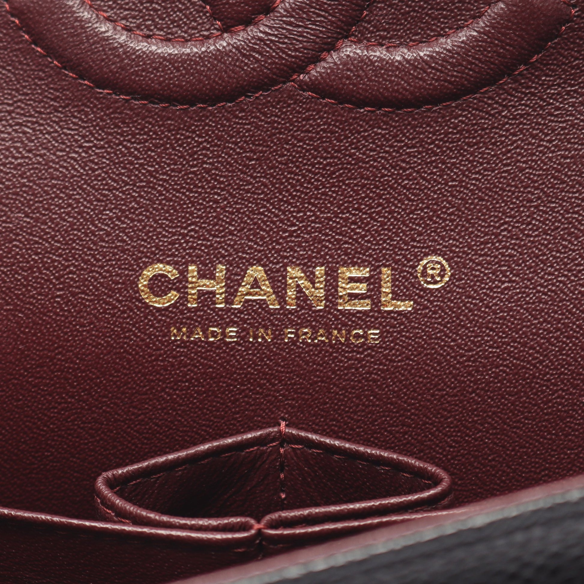 マトラッセ Wフラップ Wチェーンショルダーバッグ キャビアスキン ブラック ゴールド金具 シャネル バッグ CHANEL