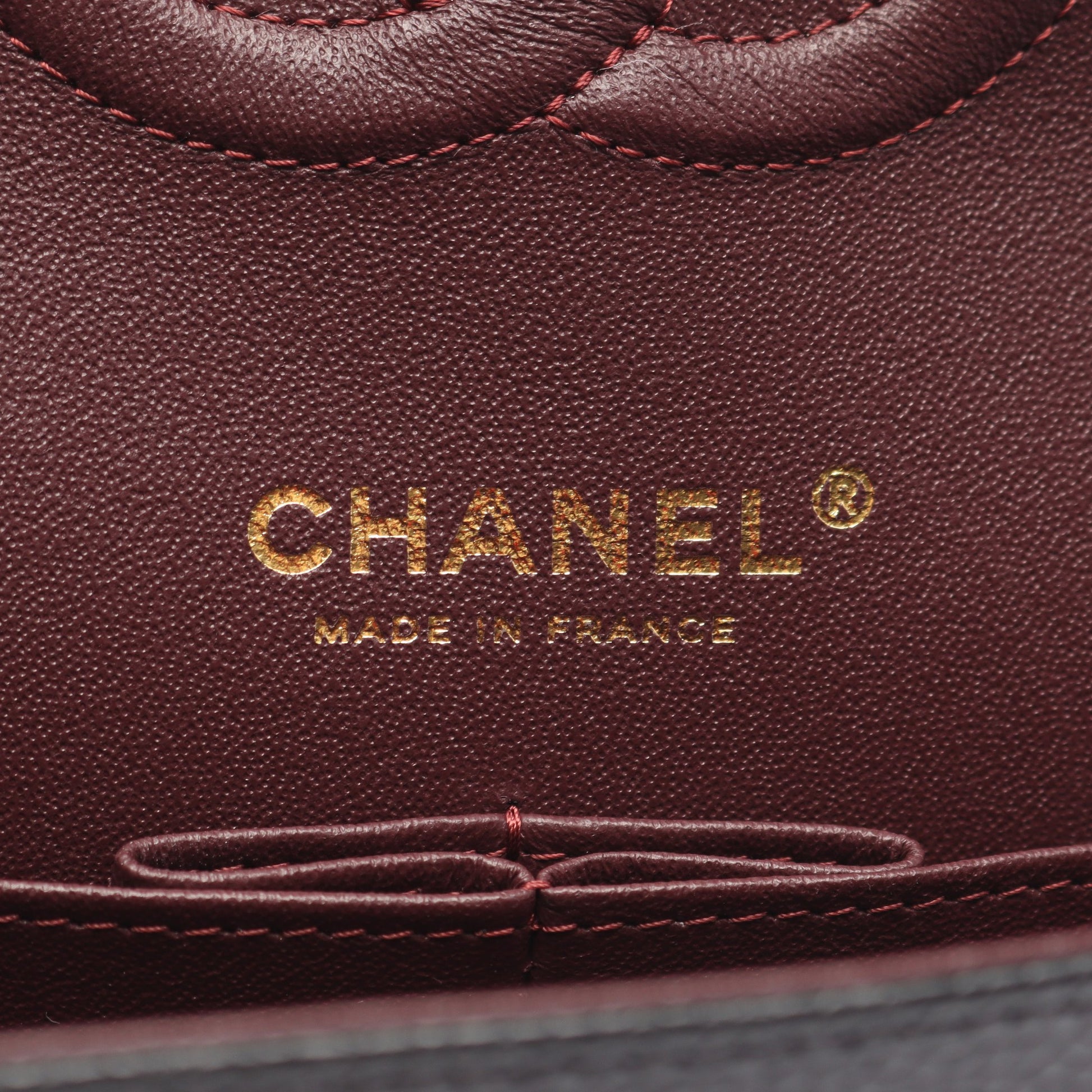 マトラッセ Wフラップ Wチェーンショルダーバッグ キャビアスキン ブラック ゴールド金具 シャネル バッグ CHANEL