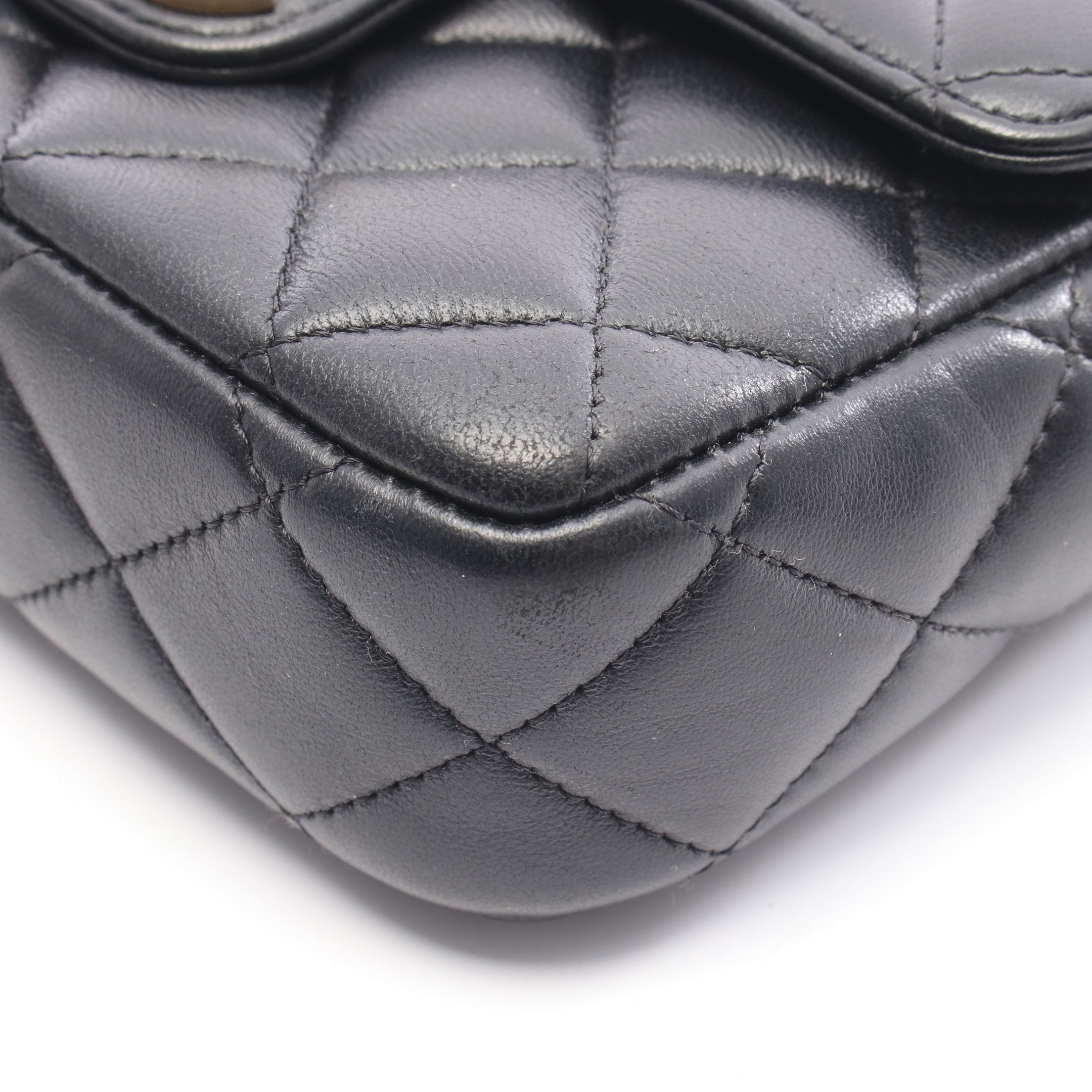 ミニマトラッセ チェーンショルダーバッグ ラムスキン ブラック