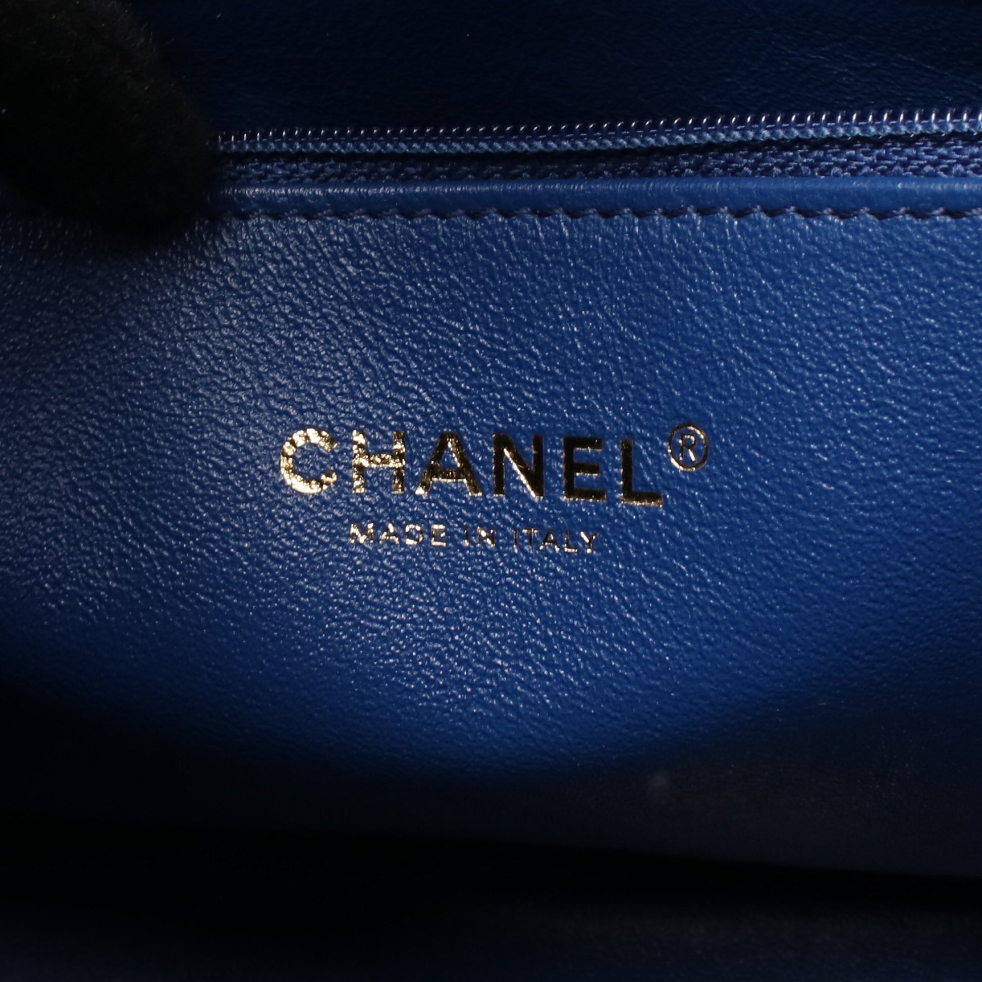 ビジネスアフィニティ マトラッセ チェーンショルダーバッグ キャビアスキン ブルー ゴールド金具 2WAY シャネル バッグ CHANEL