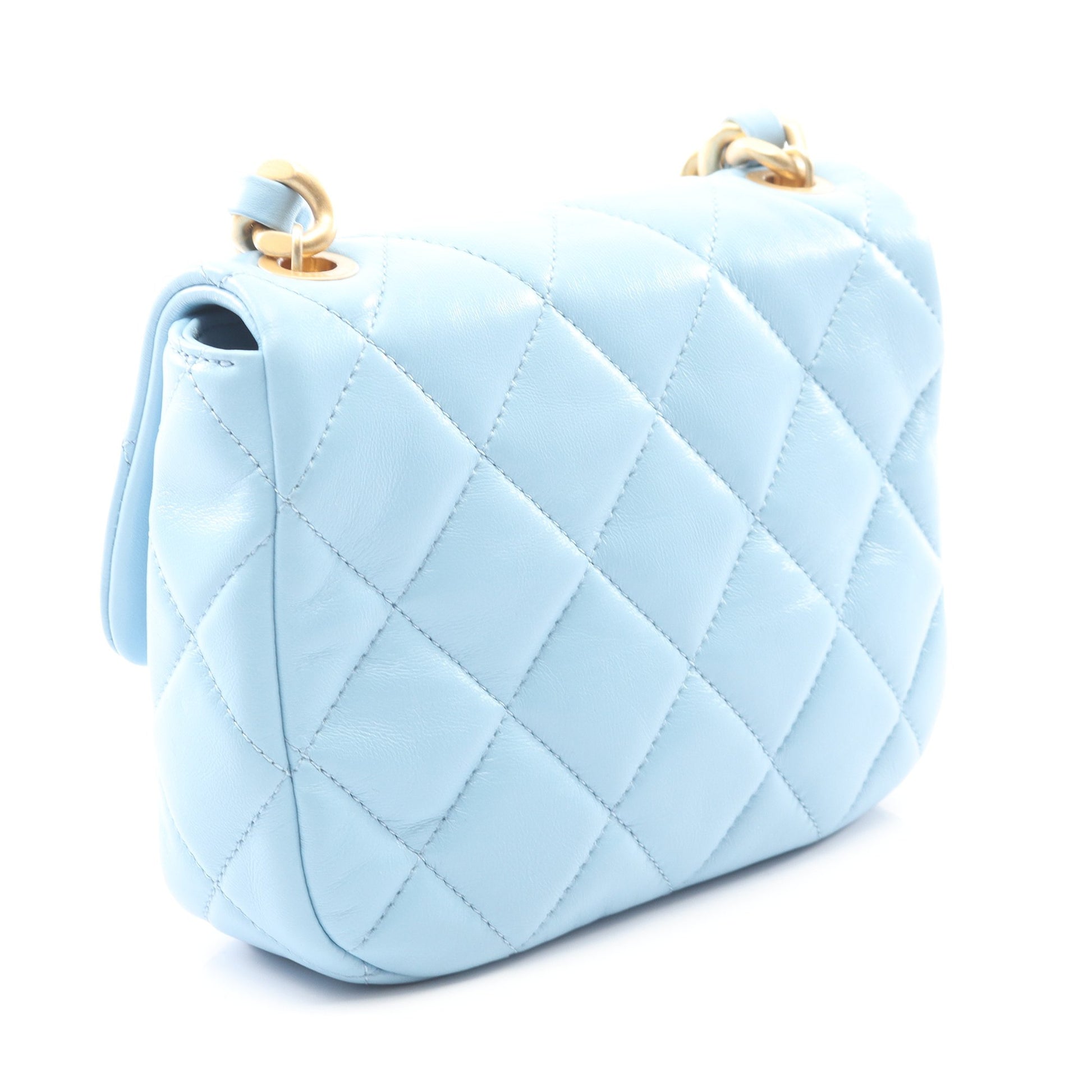 マトラッセ チェーンショルダーバッグ ラムスキン ライトブルー コンビ金具 シャネル バッグ CHANEL