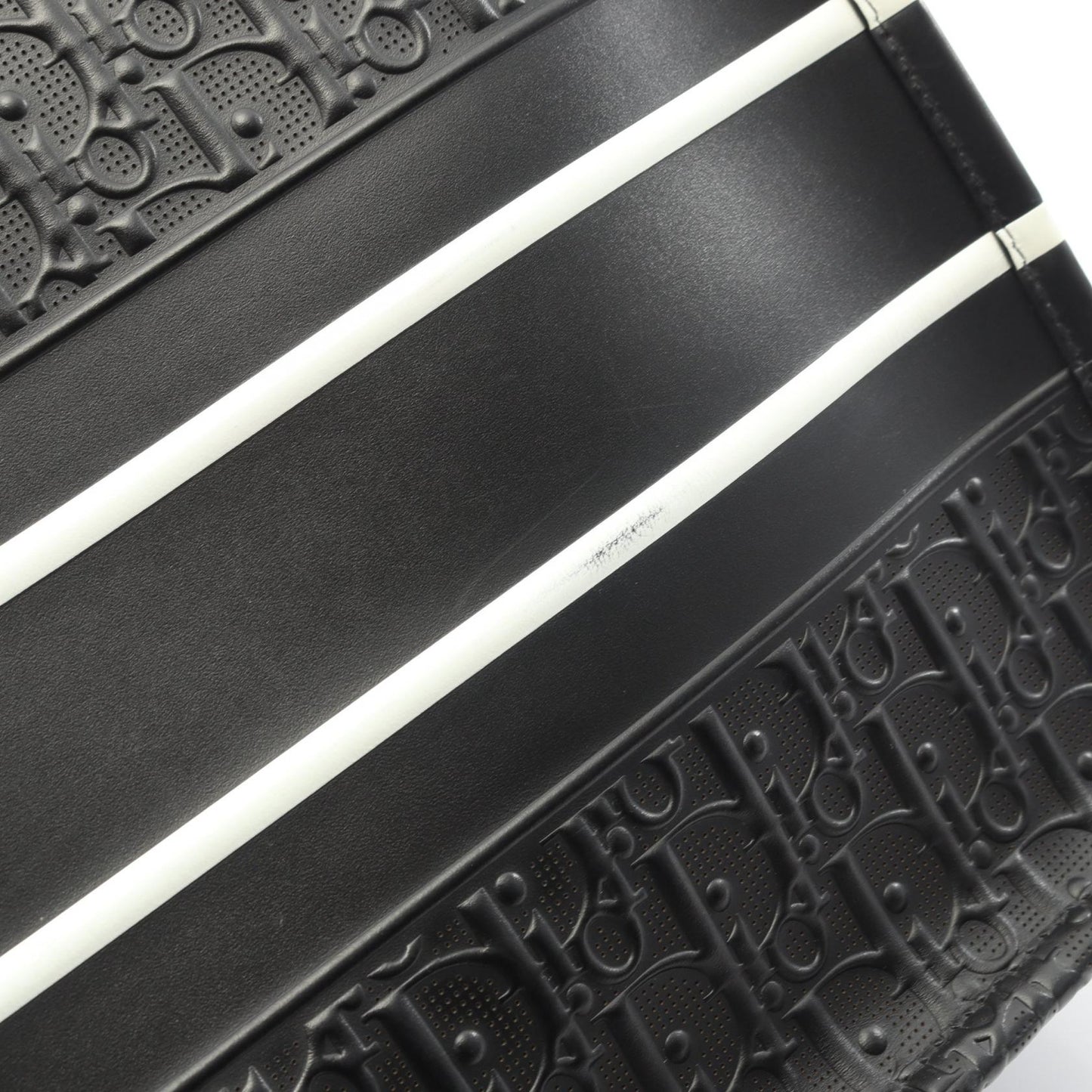 BOOK TOTE ブックトート ミディアム オブリーク ハンドバッグ トートバッグ レザー ブラック ホワイト クリスチャンディオール バッグ Christian Dior