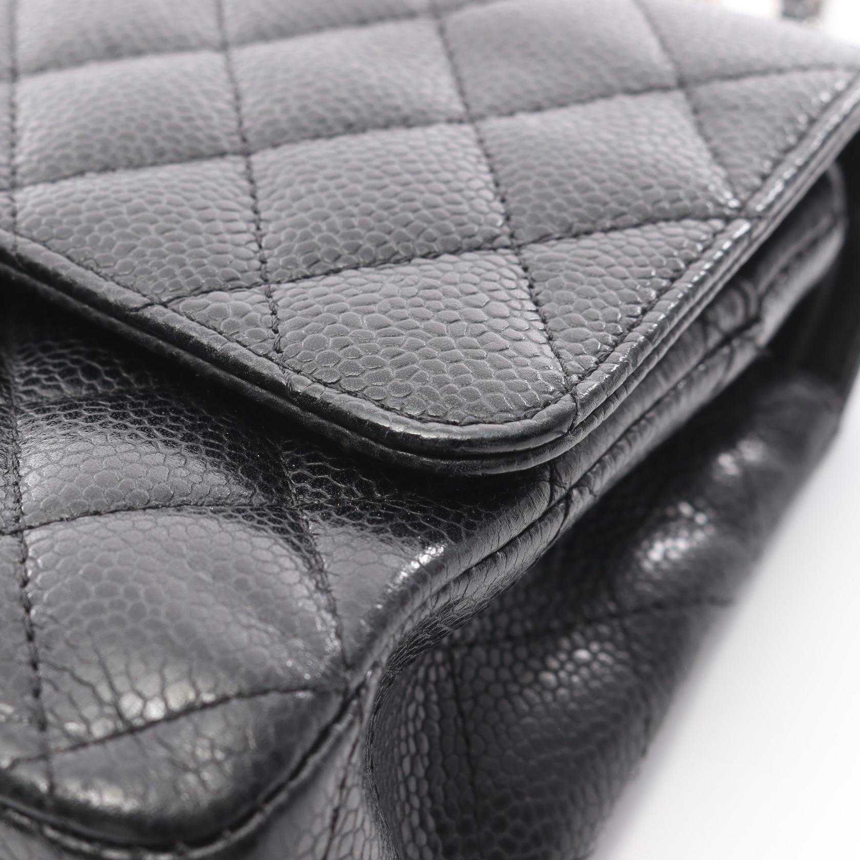 マトラッセ Wフラップ Wチェーンショルダーバッグ キャビアスキン ブラック シルバー金具 シャネル バッグ CHANEL
