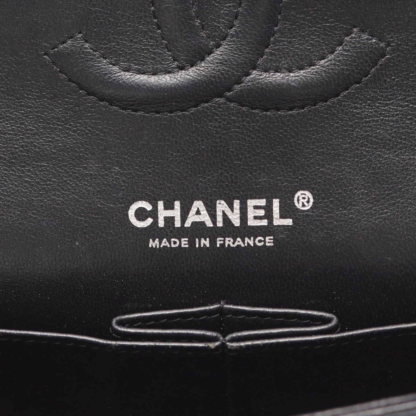 マトラッセ Wフラップ Wチェーンショルダーバッグ キャビアスキン ブラック シルバー金具 シャネル バッグ CHANEL