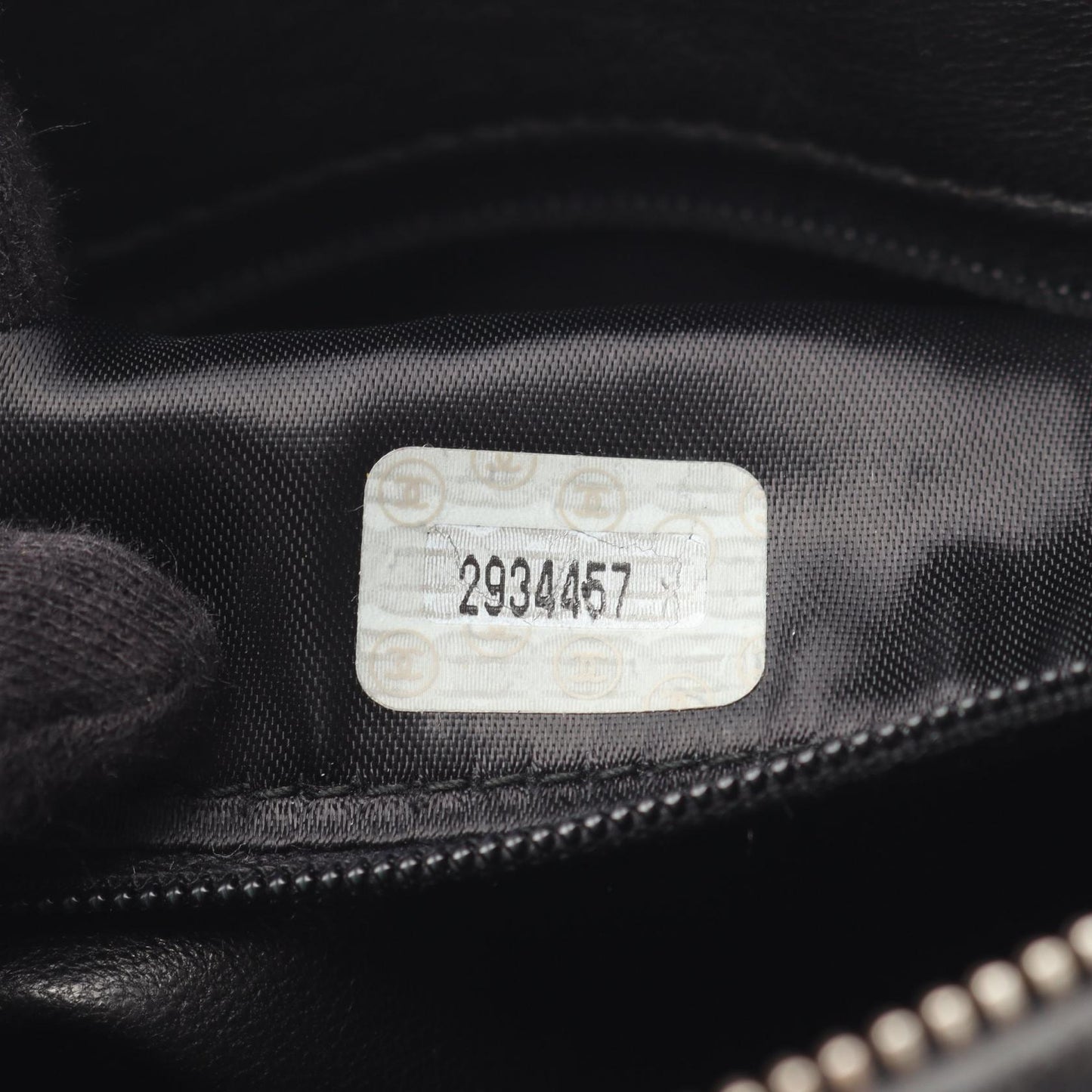 マトラッセ チェーンショルダーバッグ キャビアスキン ブラック ゴールド金具 シャネル バッグ CHANEL
