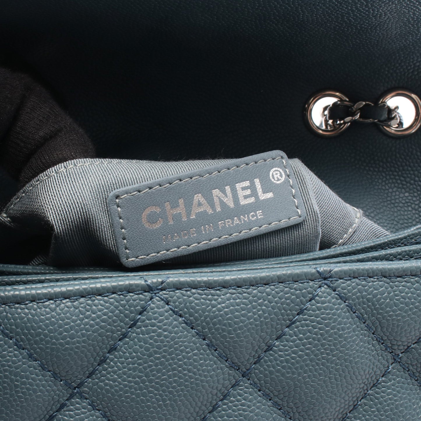 ミニマトラッセ チェーンショルダーバッグ キャビアスキン ブルーグレー シルバー金具 シャネル バッグ CHANEL