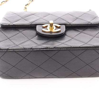 ミニマトラッセ チェーンショルダーバッグ ラムスキン ブラック ゴールド金具 シャネル バッグ CHANEL