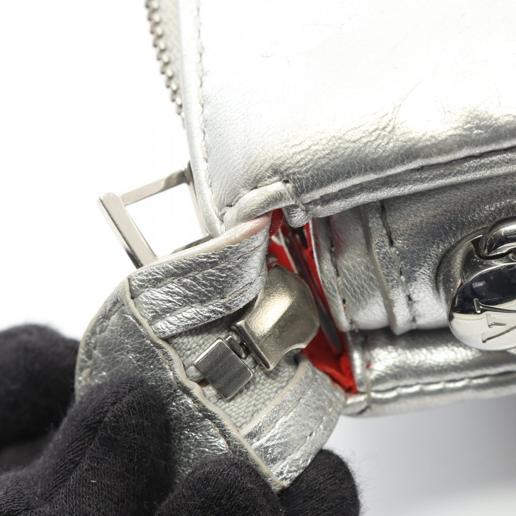 クッサンPM モノグラムエンボス チェーンショルダーバッグ レザー