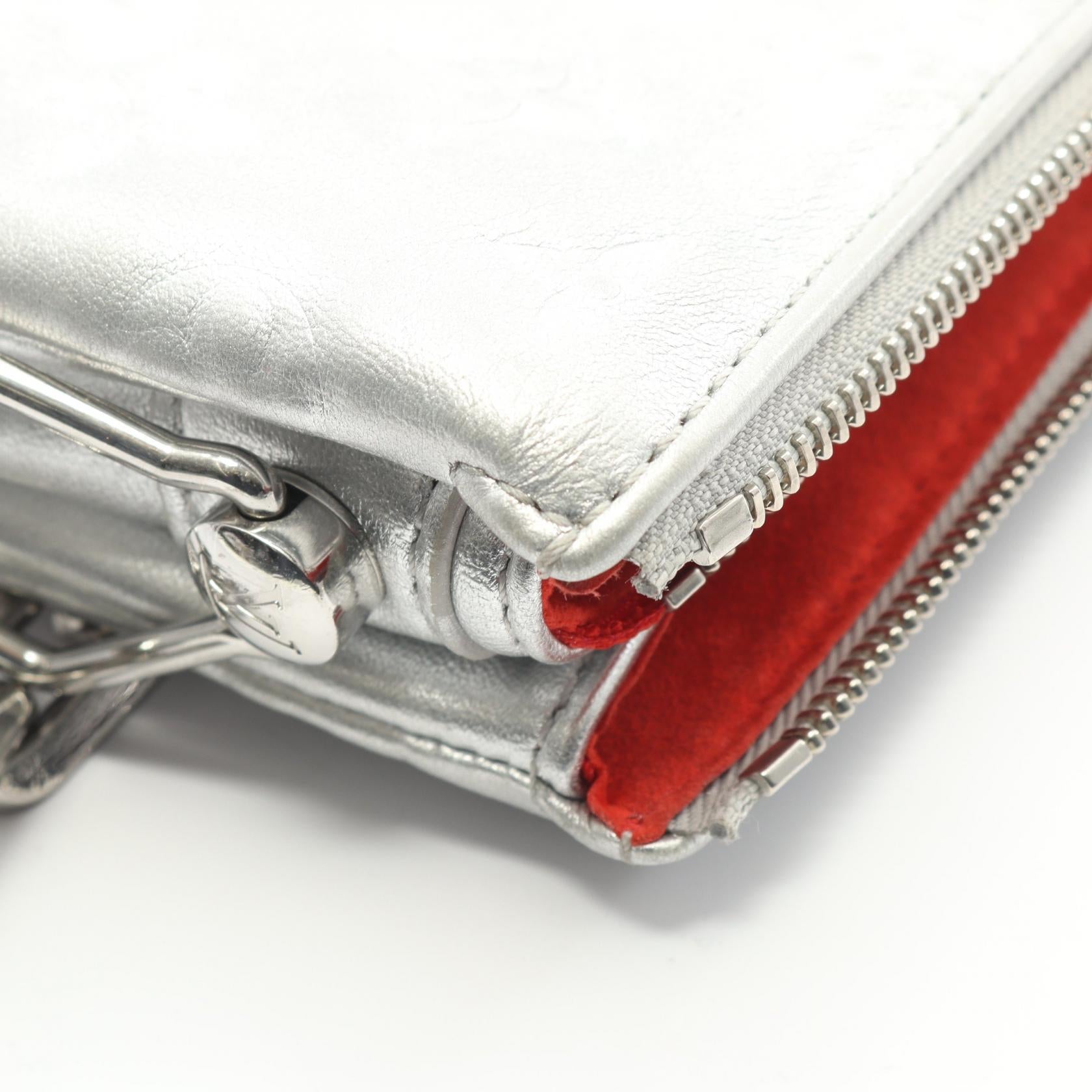 クッサンPM モノグラムエンボス チェーンショルダーバッグ レザー