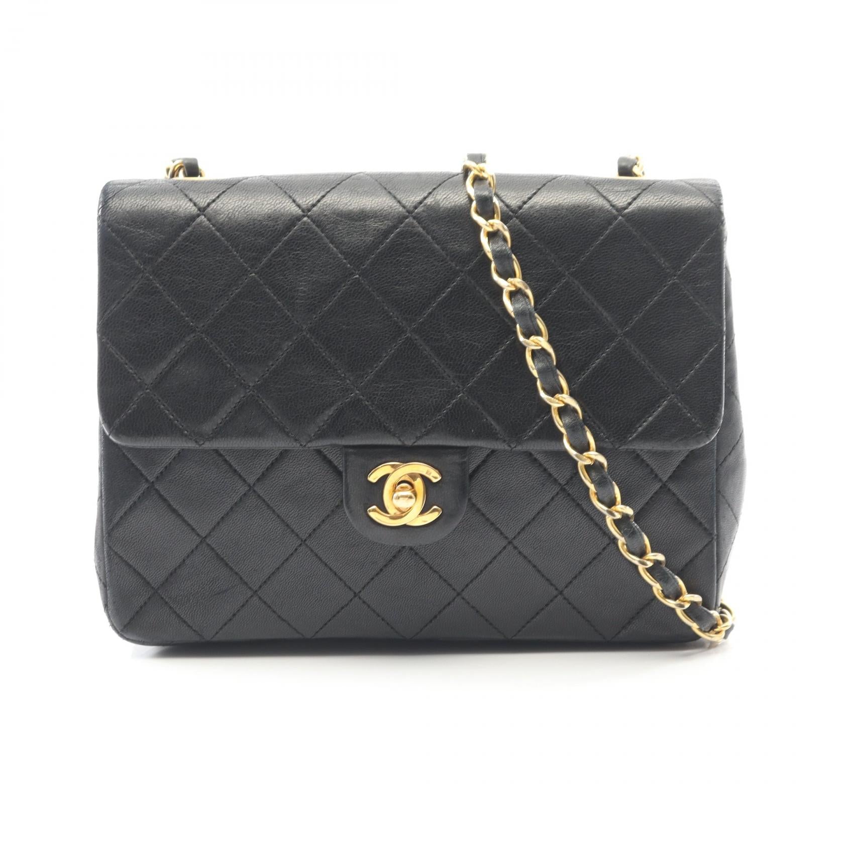 ミニマトラッセ20 チェーンショルダーバッグ ラムスキン ブラック ゴールド金具 ヴィンテージ シャネル バッグ CHANEL