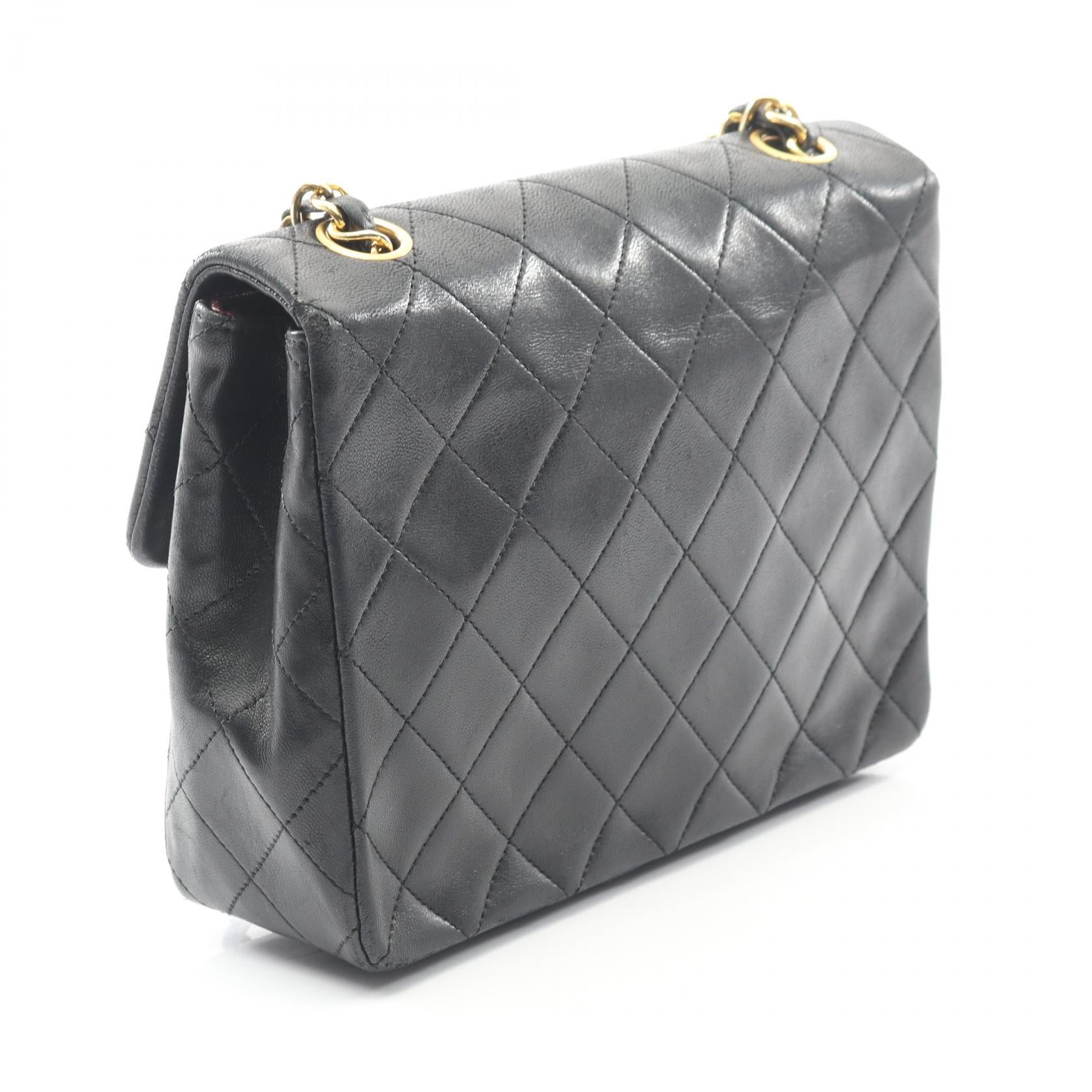 ミニマトラッセ20 チェーンショルダーバッグ ラムスキン ブラック ゴールド金具 ヴィンテージ シャネル バッグ CHANEL