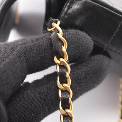 チョコバー チェーンショルダーバッグ ラムスキン ブラック ゴールド金具 シャネル バッグ CHANEL