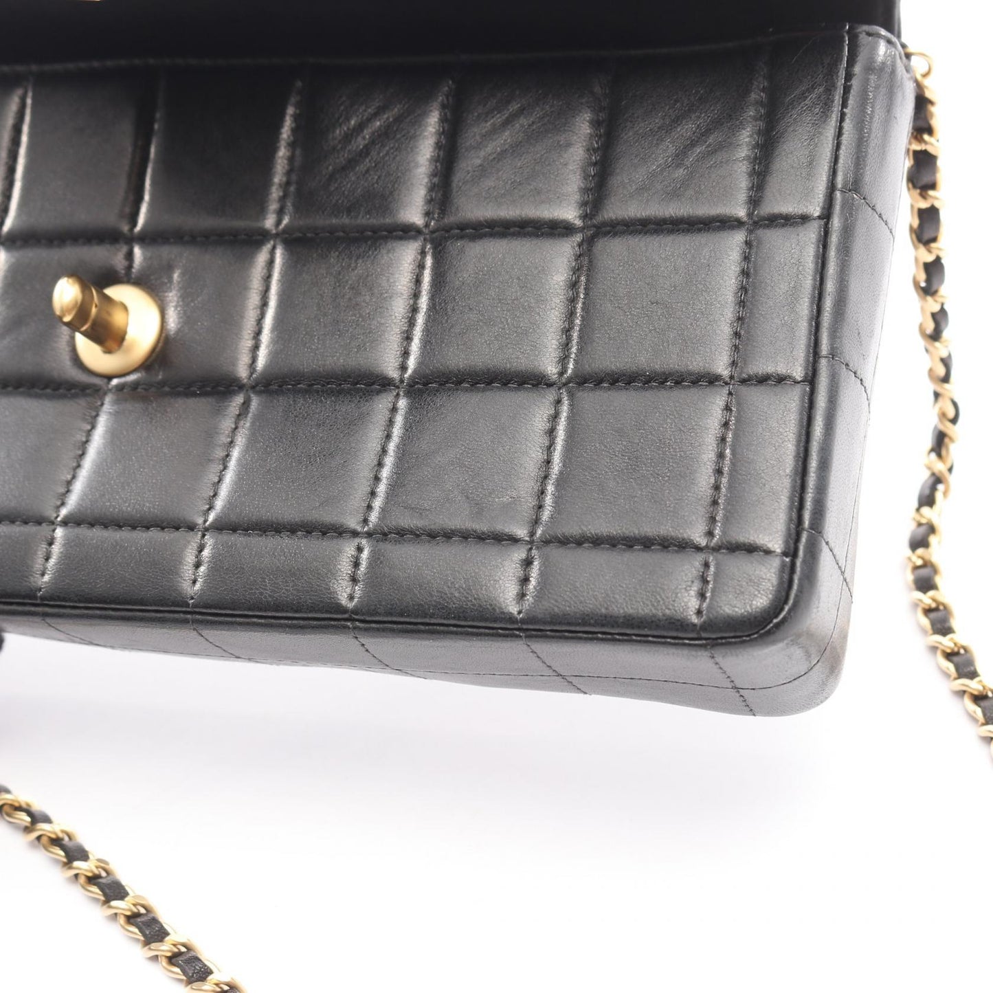 チョコバー チェーンショルダーバッグ ラムスキン ブラック ゴールド金具 シャネル バッグ CHANEL