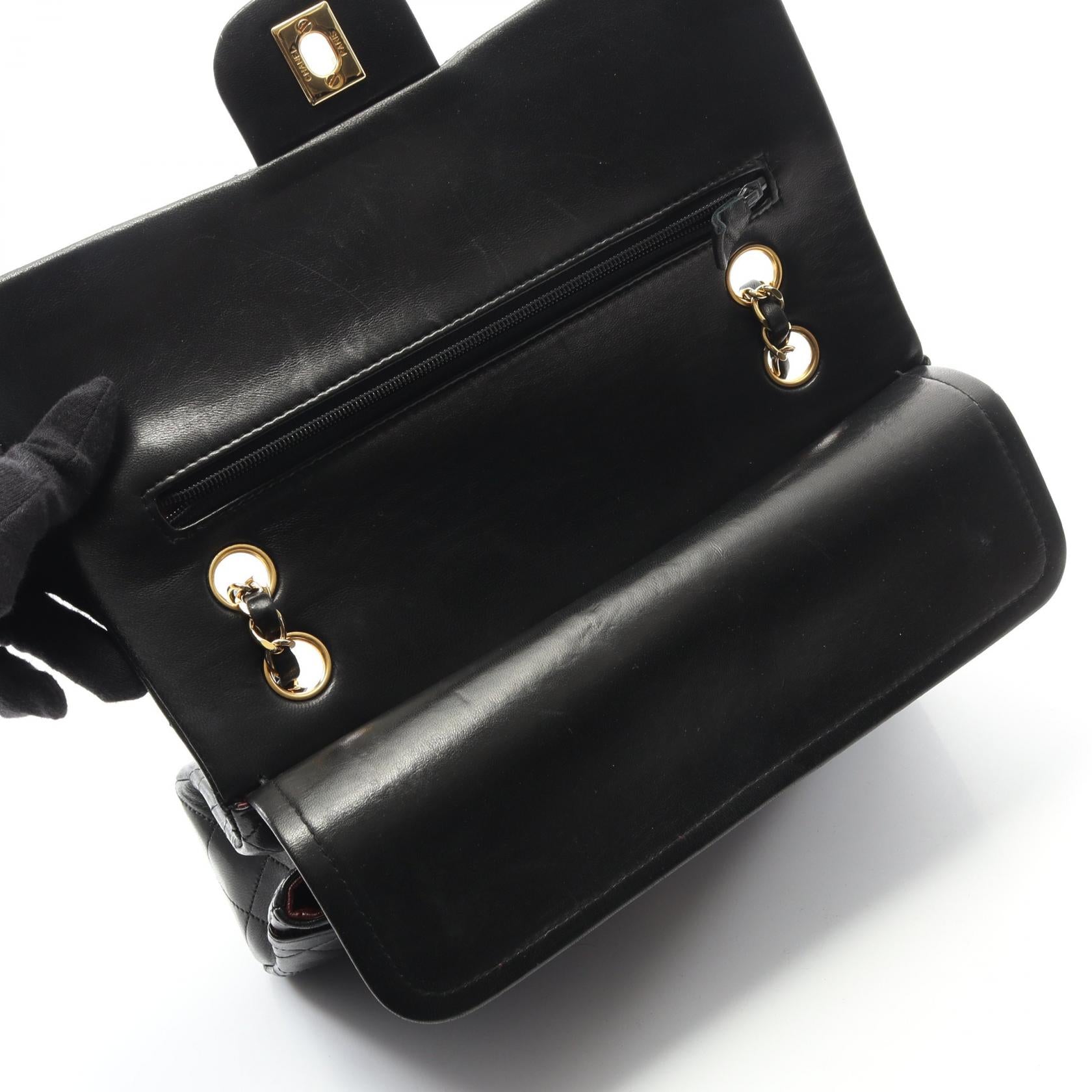マトラッセ Wフラップ Wチェーンショルダーバッグ ラムスキン ブラック ゴールド金具 ヴィンテージ シャネル バッグ CHANEL