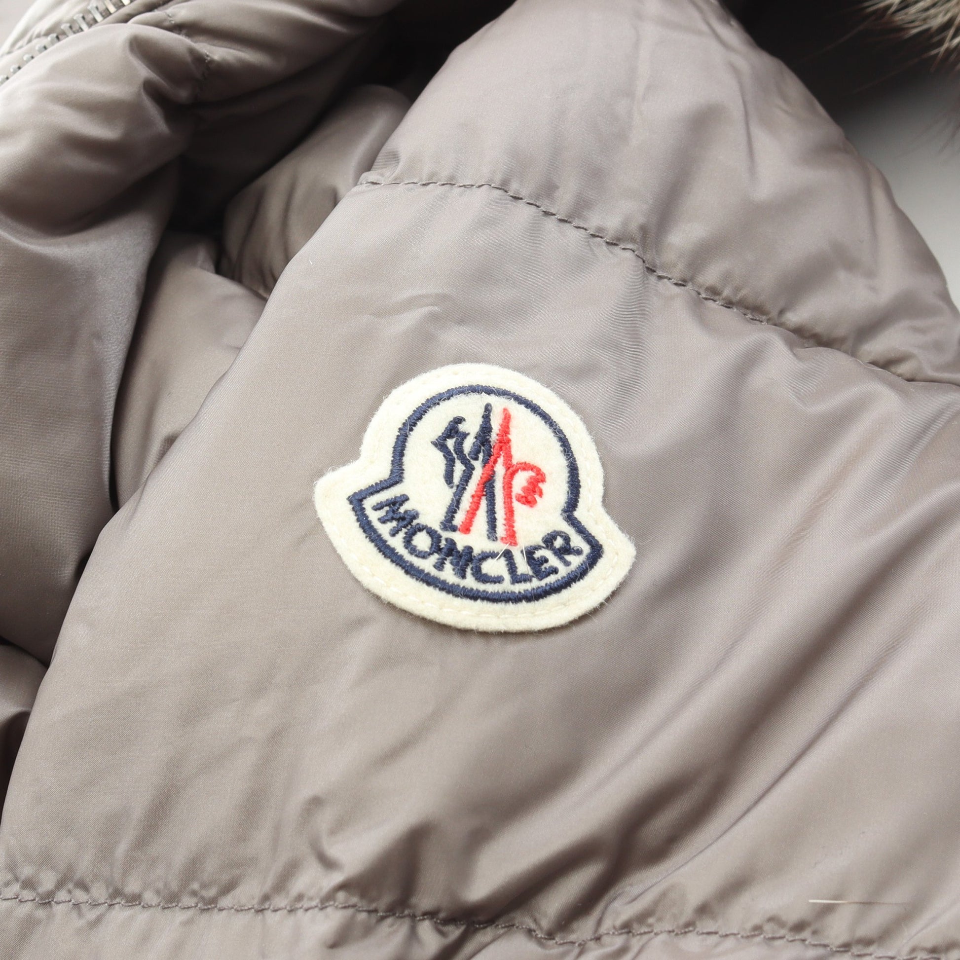 BOEDIC ダウンコート ナイロン グレー フード付き モンクレール アウター MONCLER