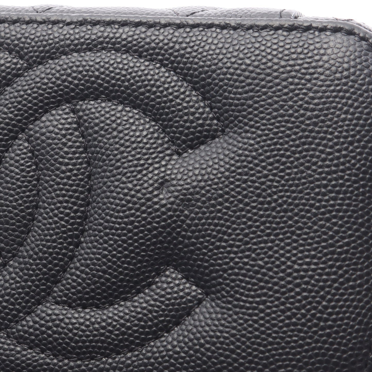 マトラッセ スモールバニティ チェーンショルダーバッグ キャビアスキン ブラック ゴールド金具 シャネル バッグ CHANEL