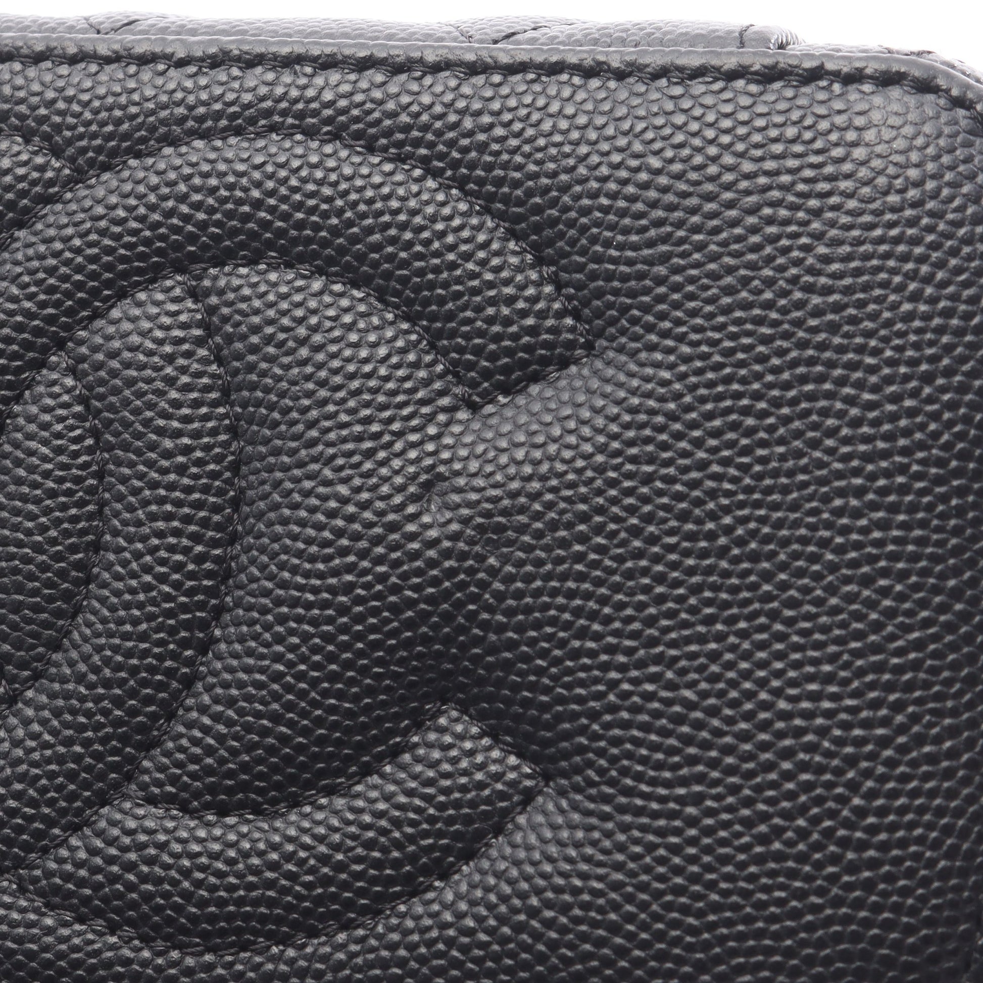 マトラッセ スモールバニティ チェーンショルダーバッグ キャビアスキン ブラック ゴールド金具 シャネル バッグ CHANEL