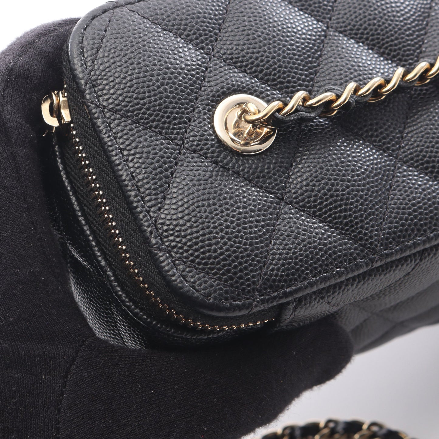 マトラッセ スモールバニティ チェーンショルダーバッグ キャビアスキン ブラック ゴールド金具 シャネル バッグ CHANEL