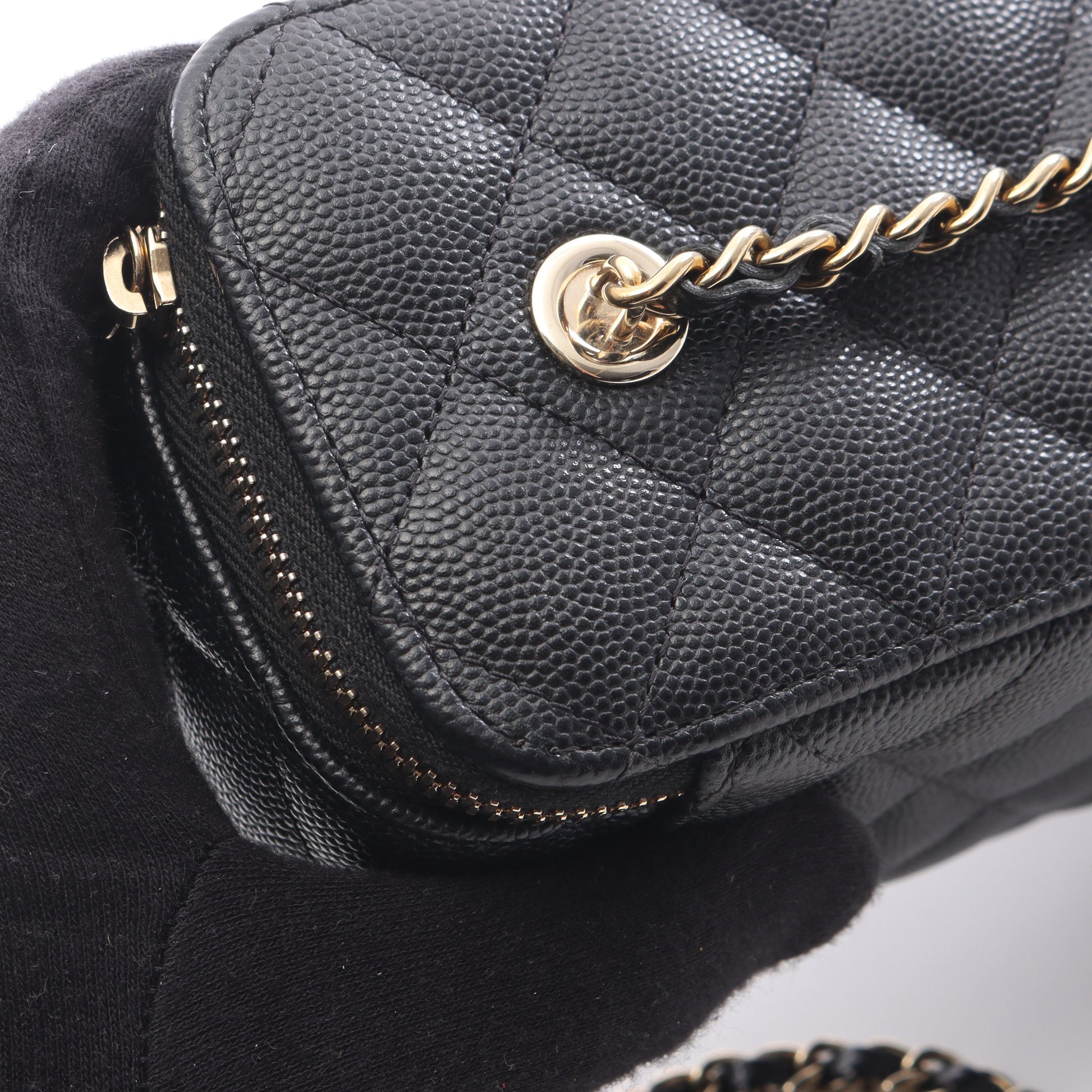 マトラッセ スモールバニティ チェーンショルダーバッグ キャビアスキン ブラック ゴールド金具 シャネル バッグ CHANEL