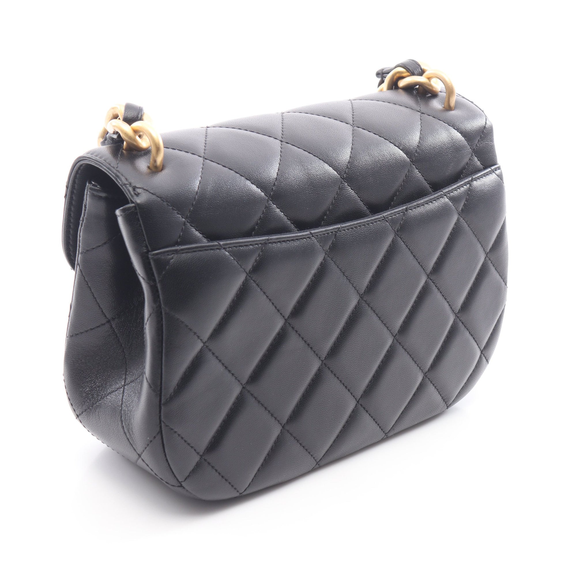 マトラッセ チェーンショルダーバッグ ラムスキン ブラック ゴールド金具 シャネル バッグ CHANEL