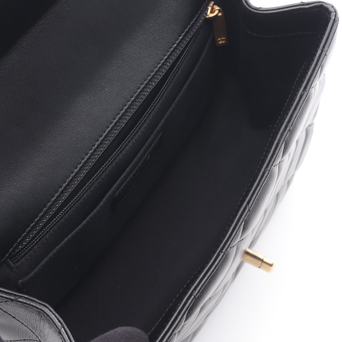 マトラッセ チェーンショルダーバッグ ラムスキン ブラック ゴールド金具 シャネル バッグ CHANEL