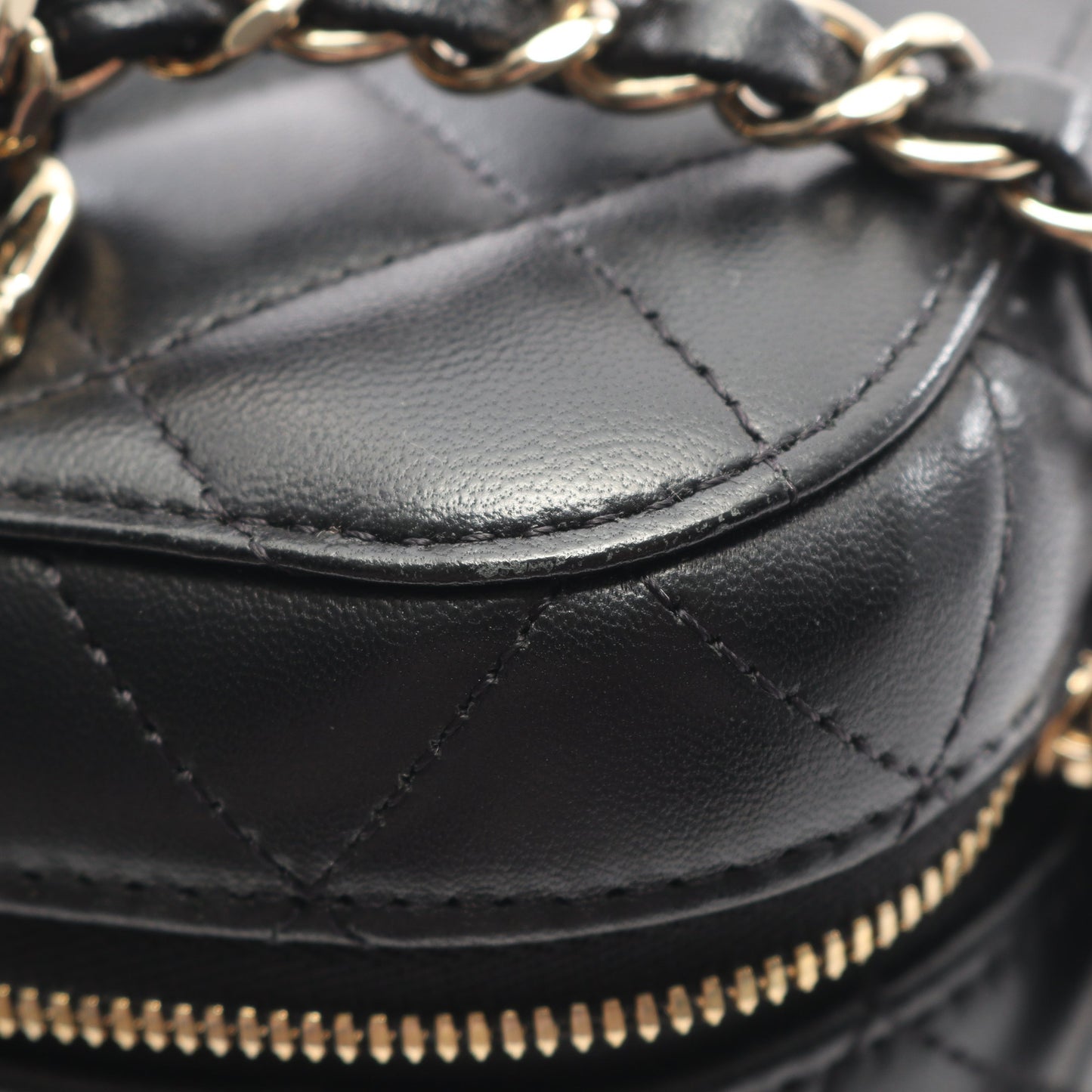 マトラッセ チェーンショルダーバッグ ラムスキン ブラック ゴールド金具 シャネル バッグ CHANEL