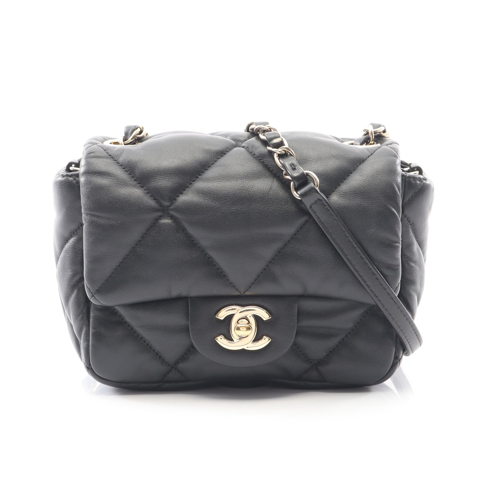 マトラッセ チェーンショルダーバッグ ラムスキン ブラック ゴールド金具 シャネル バッグ CHANEL
