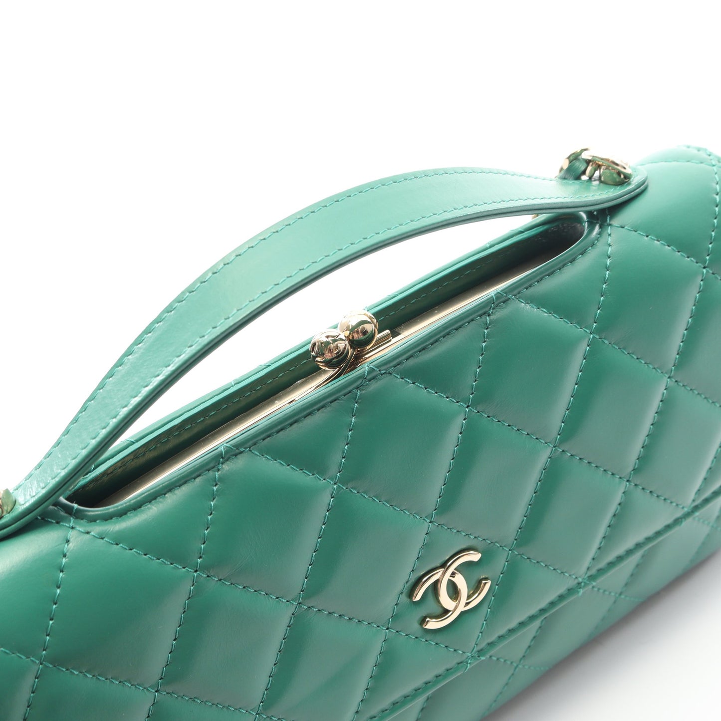 マトラッセ チェーンウォレット レザー グリーン ゴールド金具 がま口 2WAY シャネル バッグ CHANEL