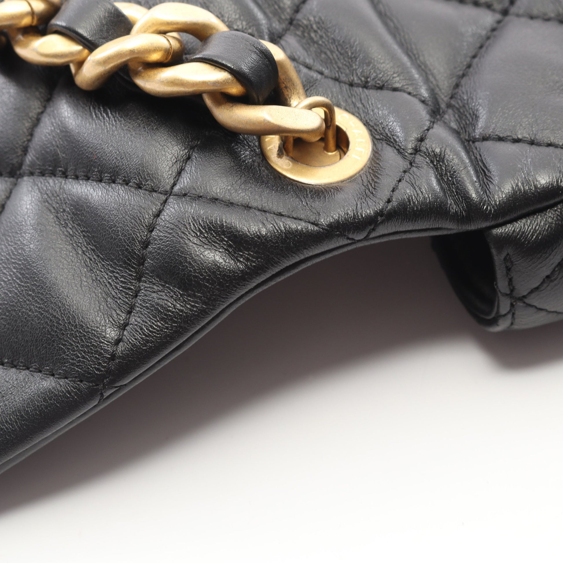 ミニマトラッセ チェーンショルダーバッグ ラムスキン ブラック コンビ金具 シャネル バッグ CHANEL
