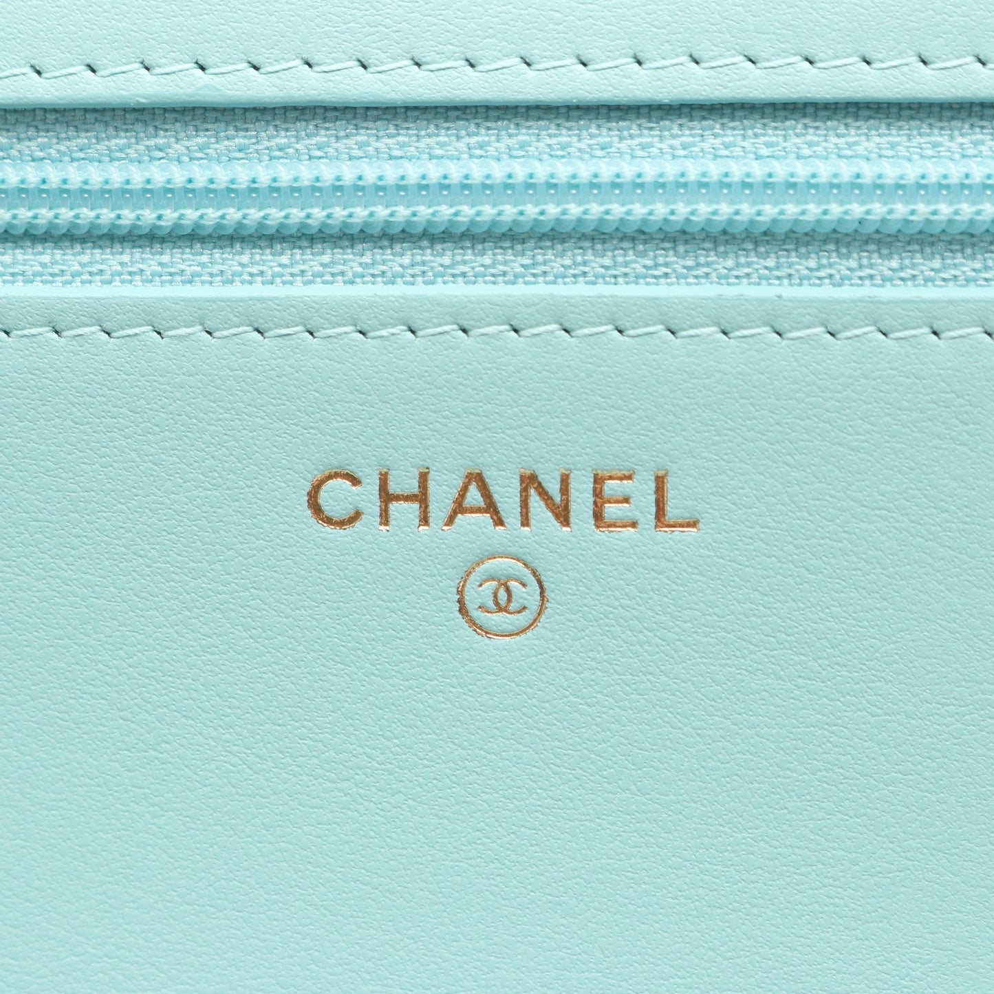 ボーイシャネル マトラッセ チェーンウォレット キャビアスキン ライトブルー ゴールド金具 シャネル バッグ CHANEL