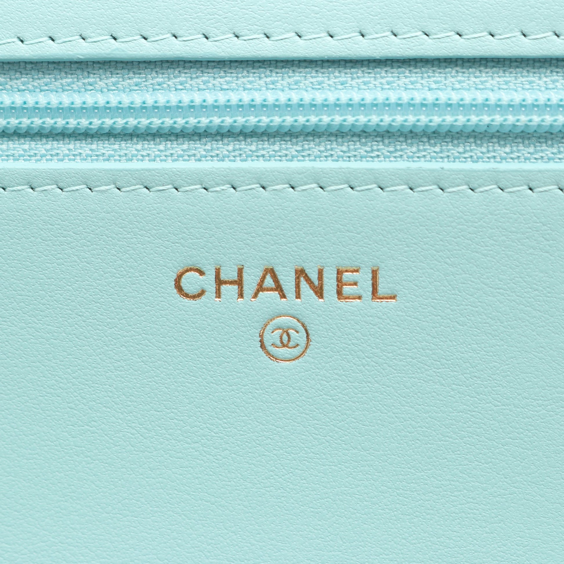 ボーイシャネル マトラッセ チェーンウォレット キャビアスキン ライトブルー ゴールド金具 シャネル バッグ CHANEL