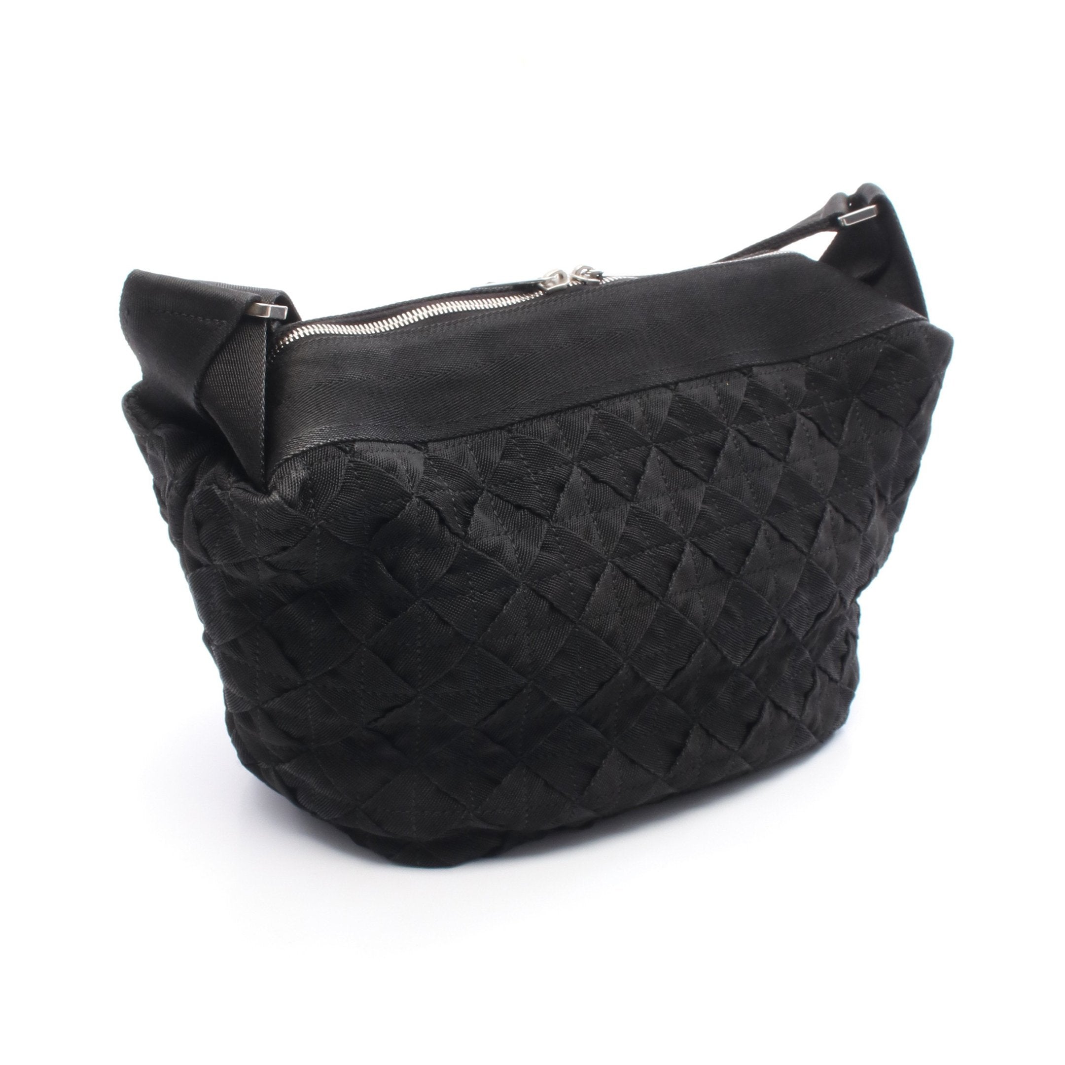 ボッテガヴェネタ BOTTEGA VENETA イントレチャート ウェビング ショルダーバッグ バッグ ナイロンキャンバス レディース ブラック系 【中古】 イントレチャート ウェビング ショルダーバッグ ナイロンキャンバス