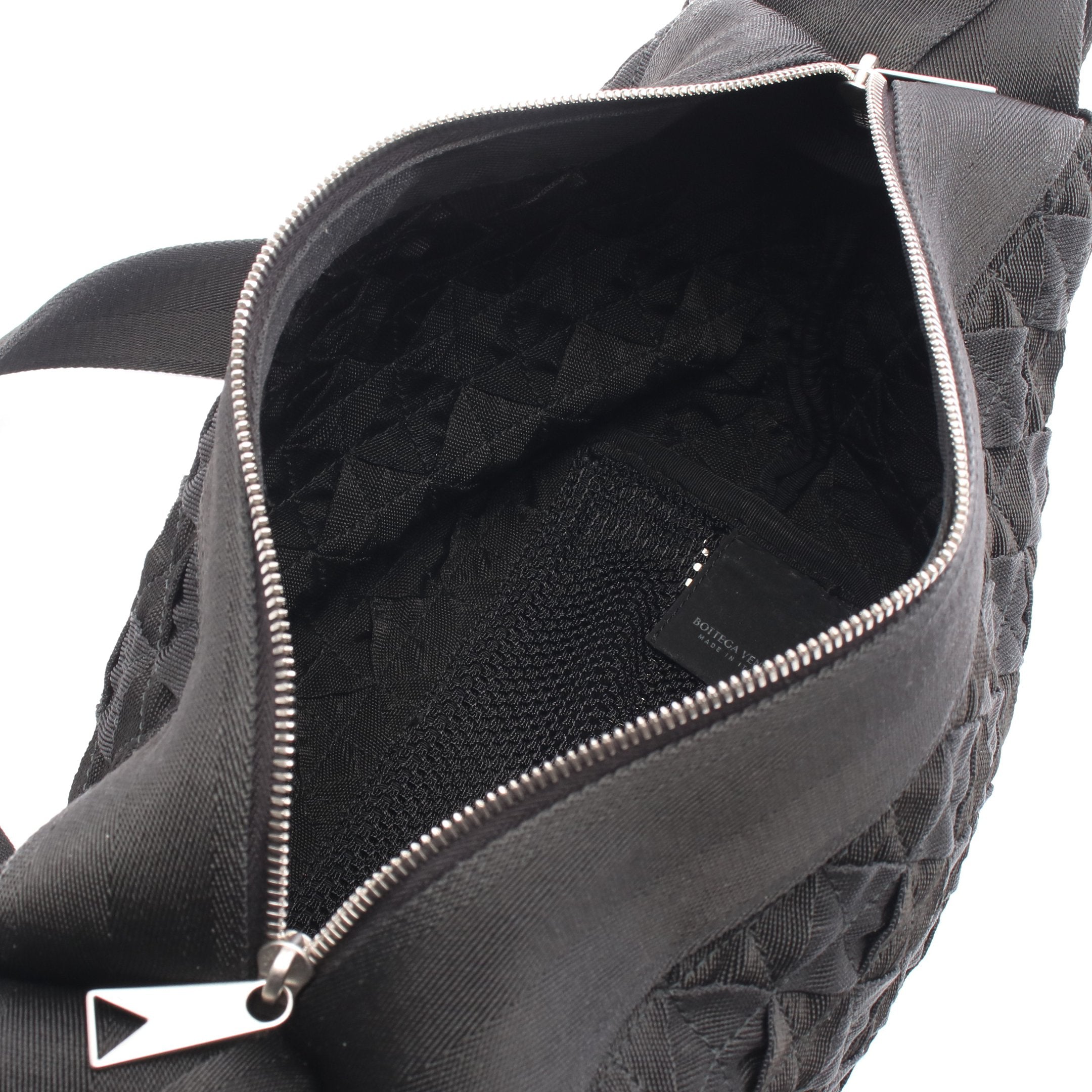 BOTTEGA VENETA ボッテガヴェネタ ショルダーバッグ イントレチャート ウェビング BOTTEGA VENETA（ボッテガ・ヴェネタ） イントレチャート ウェビング