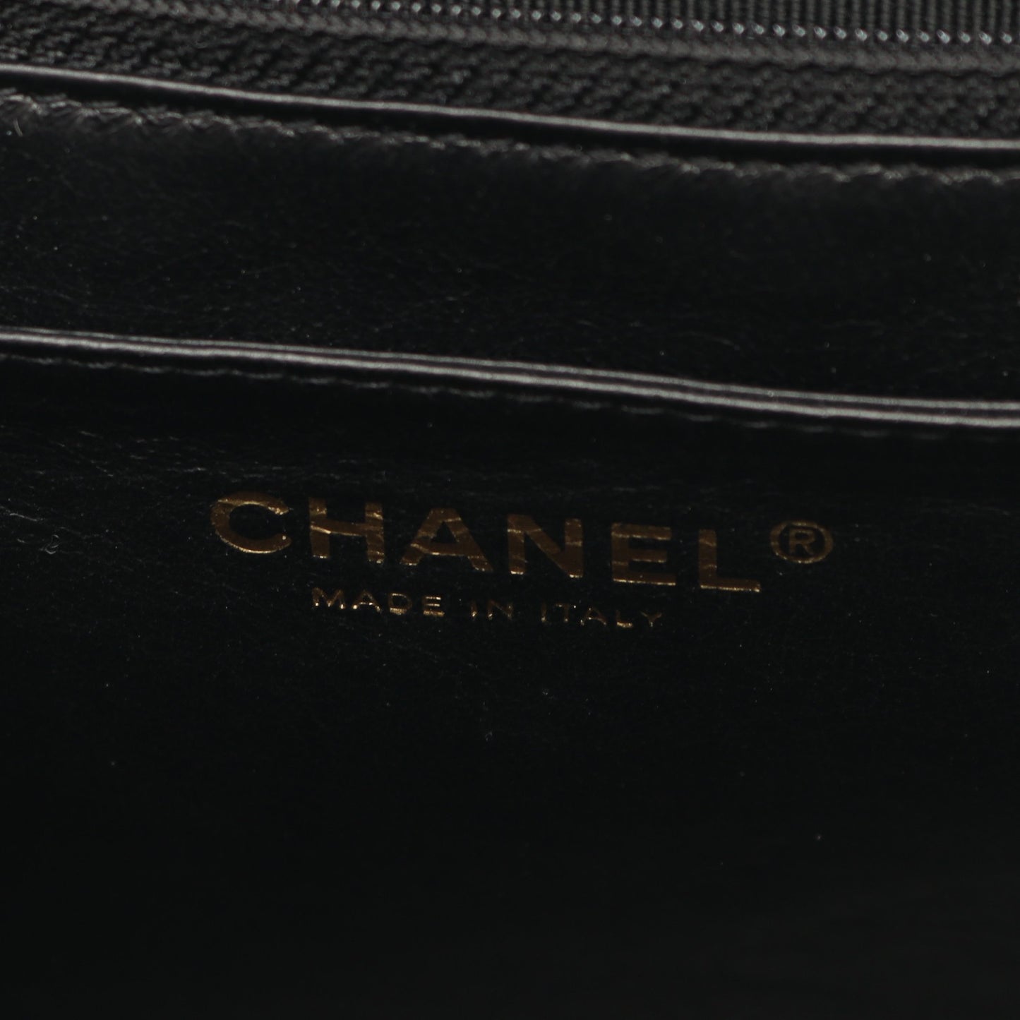 マトラッセ ハンドバッグ キャビアスキン ブラック ゴールド金具 シャネル バッグ CHANEL