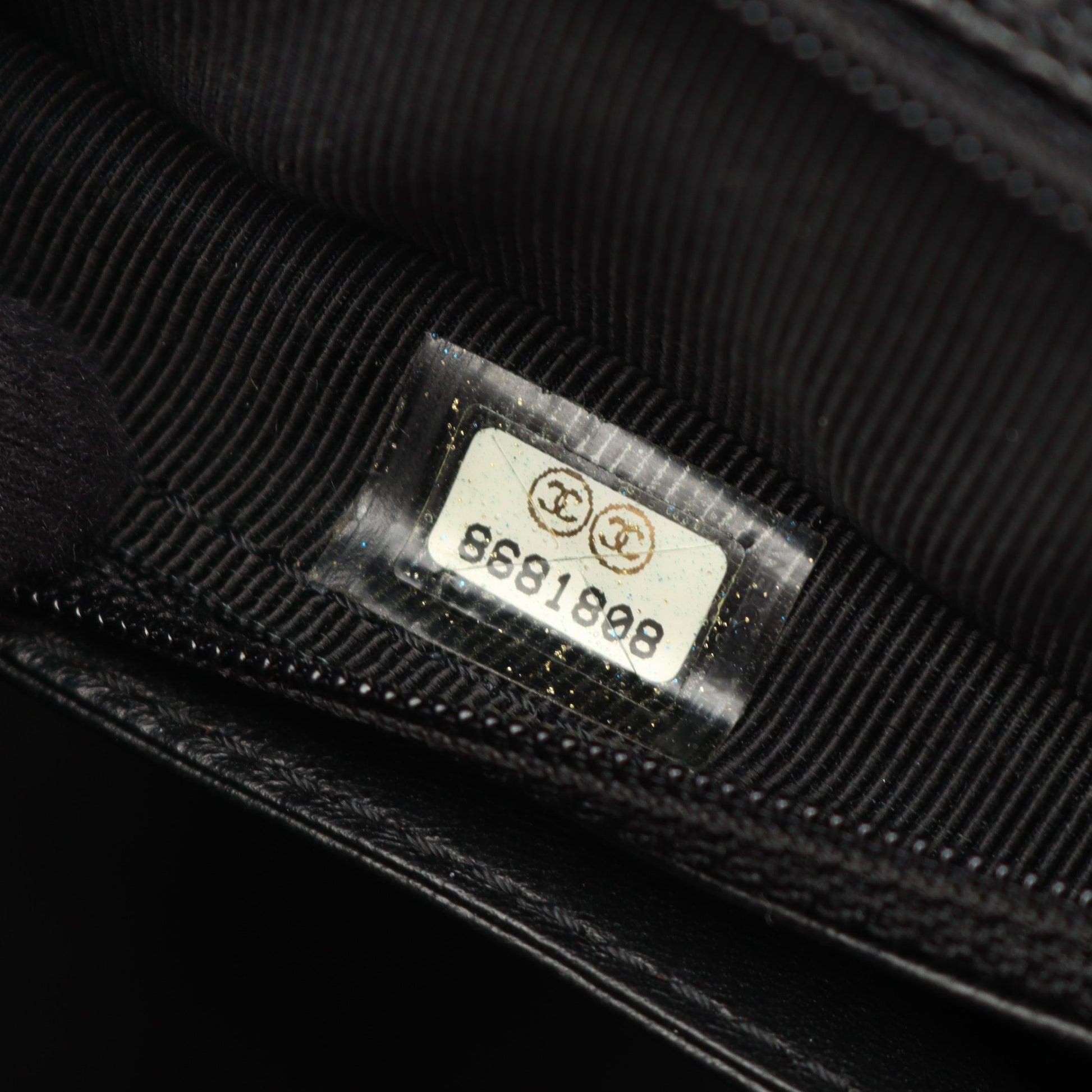 マトラッセ ハンドバッグ キャビアスキン ブラック ゴールド金具 シャネル バッグ CHANEL
