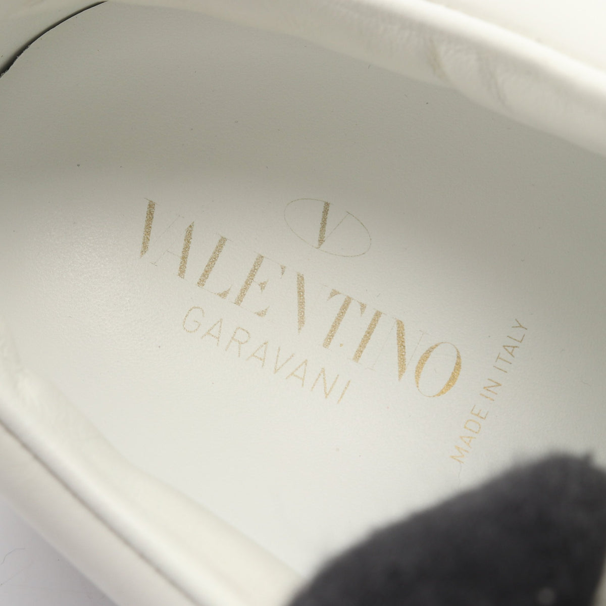 スリッポン スニーカー スタッズ レザー ファー ホワイト ブラック ヴァレンティノガラヴァーニ シューズ VALENTINO GARAVANI