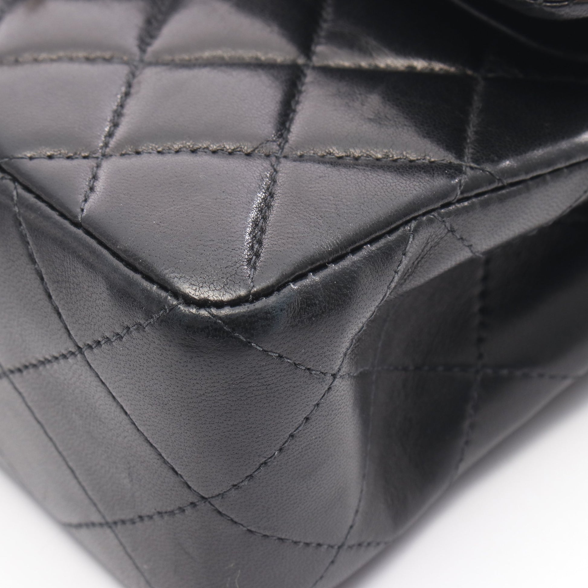 マトラッセ Wフラップ Wチェーンショルダーバッグ ラムスキン ブラック ゴールド金具 シャネル バッグ CHANEL