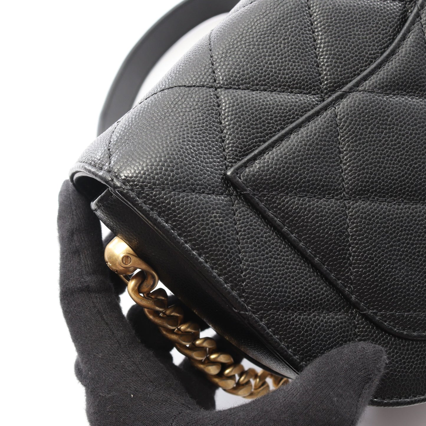 マトラッセ チェーンショルダーバッグ キャビアスキン ブラック ゴールド金具 シャネル バッグ CHANEL