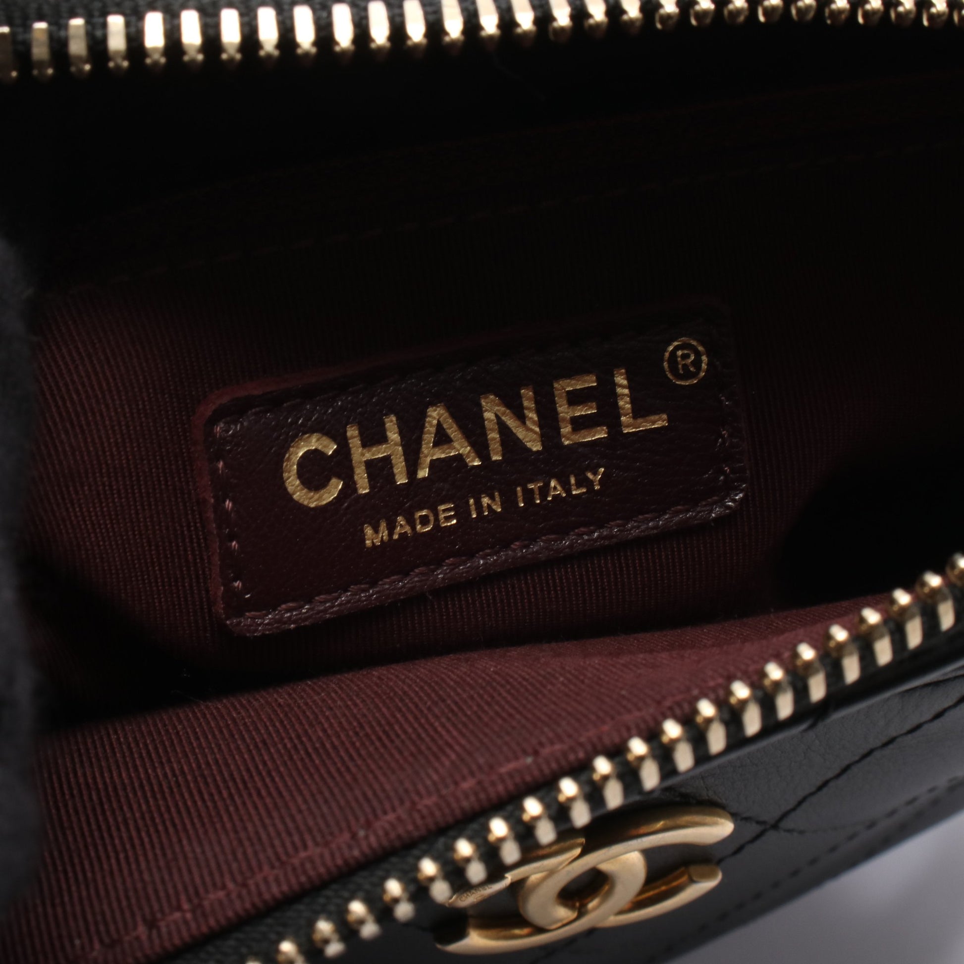 マトラッセ カメラバッグ チェーンショルダーバッグ レザー ブラック ゴールド金具 シャネル バッグ CHANEL