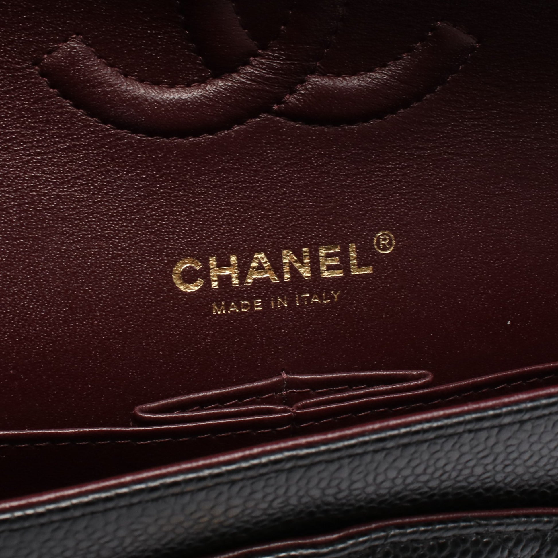 マトラッセ Wフラップ Wチェーンショルダーバッグ キャビアスキン ブラック ゴールド金具 シャネル バッグ CHANEL