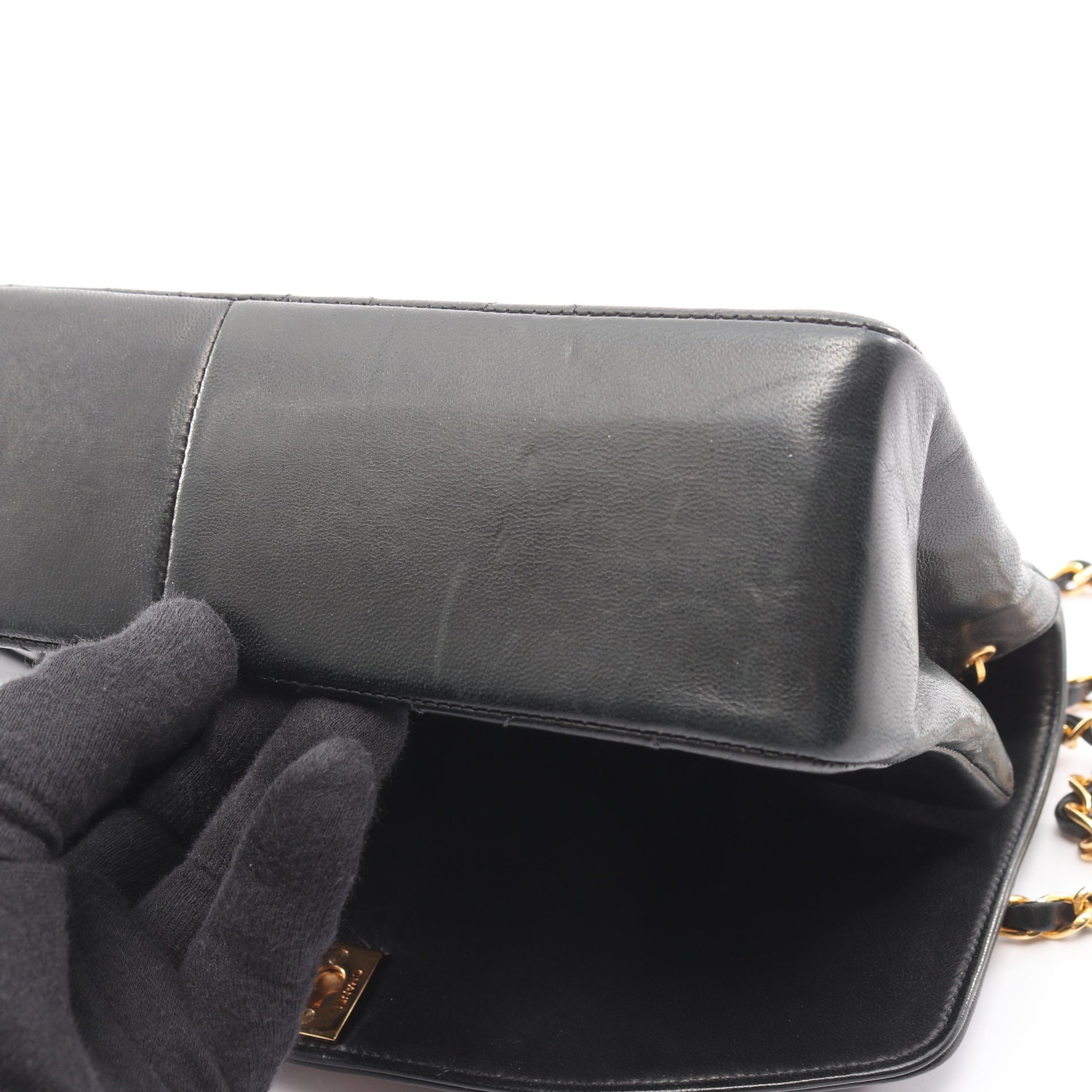 マトラッセ ダイアナフラップ チェーンショルダーバッグ ラムスキン ブラック ゴールド金具 シャネル バッグ CHANEL