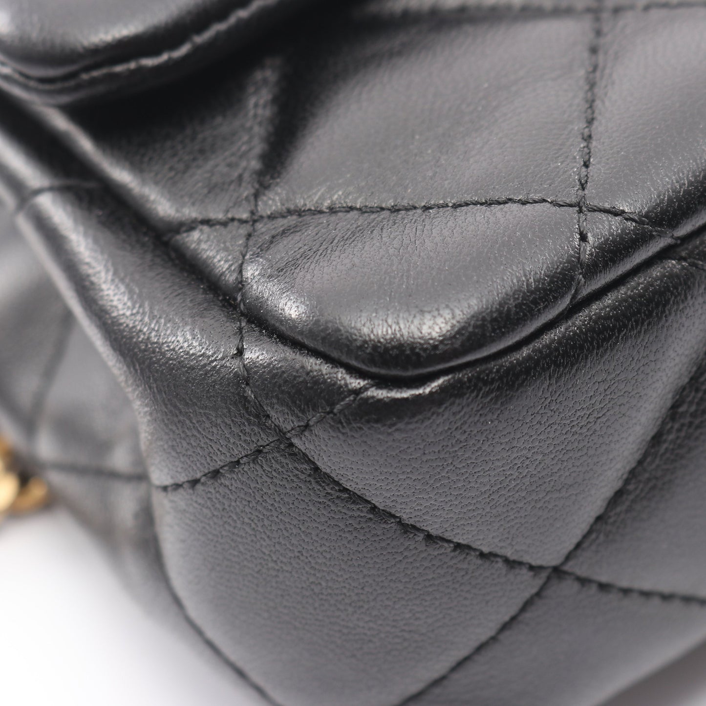 マトラッセ チェーンショルダーバッグ ラムスキン ブラック ゴールド金具 2WAY ウッドハンドル シャネル バッグ CHANEL