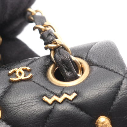 マトラッセ アイコン チェーンショルダーバッグ ラムスキン ブラック ゴールド金具 シャネル バッグ CHANEL