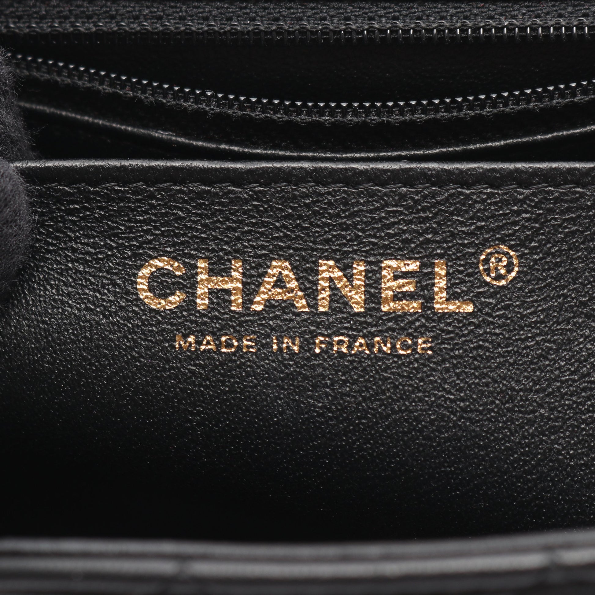 マトラッセ アイコン チェーンショルダーバッグ ラムスキン ブラック ゴールド金具 シャネル バッグ CHANEL