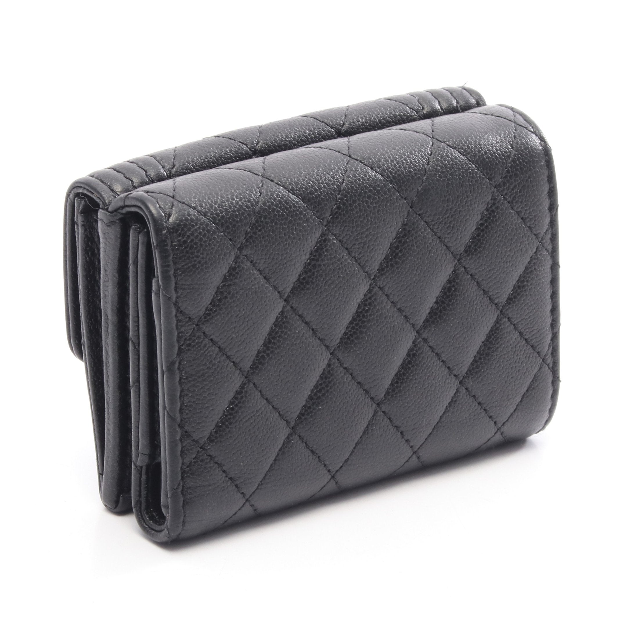 ボーイシャネル 三つ折り財布 キャビアスキン ブラック ゴールド金具