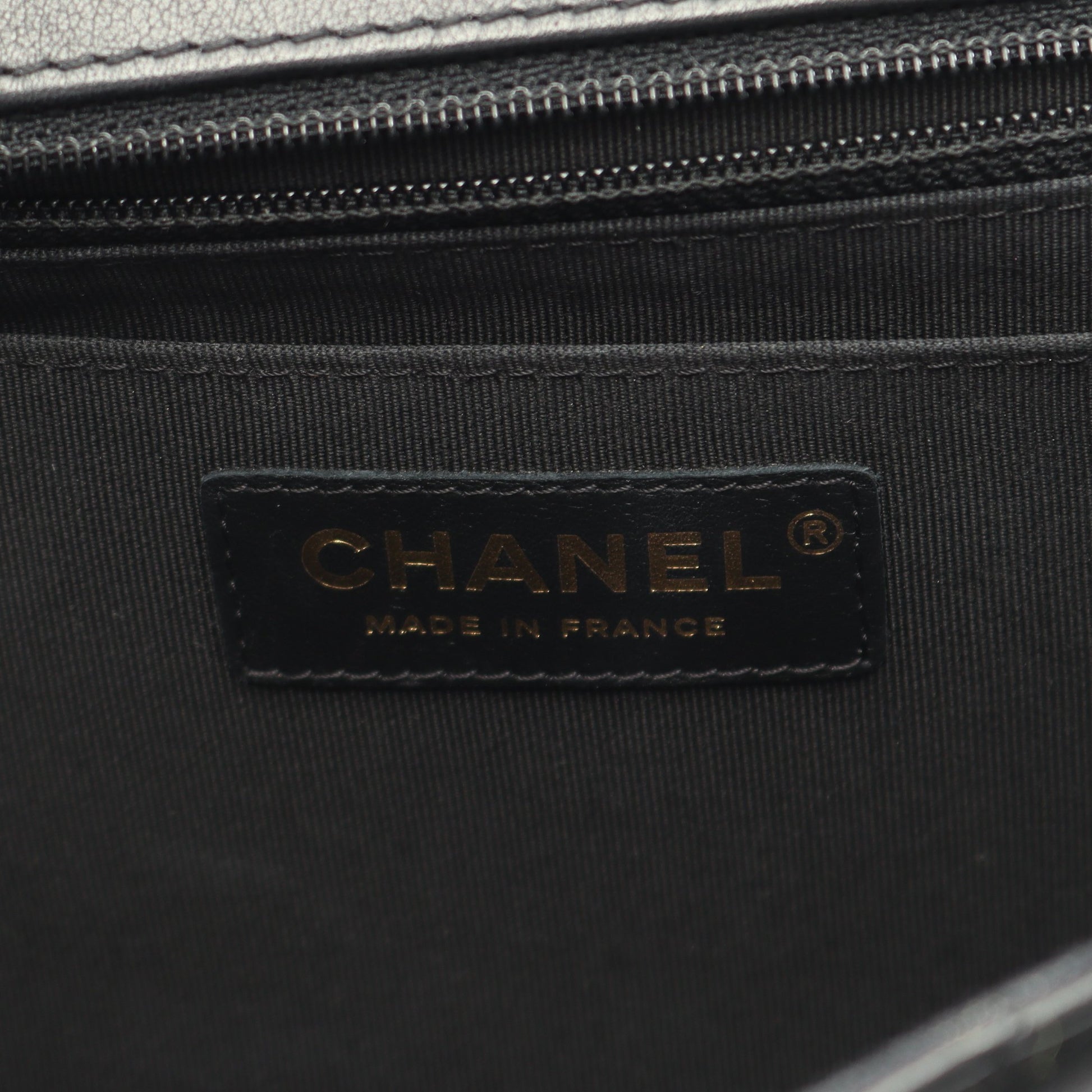 シェブロン Vステッチ フルフラップ Wチェーンショルダーバッグ ラムスキン ブラック ゴールド金具 シャネル バッグ CHANEL