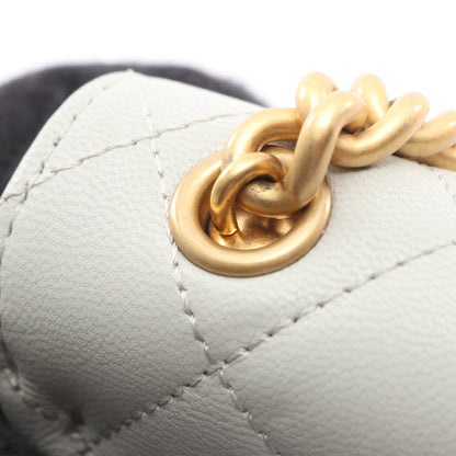 マトラッセ チェーンショルダーバッグ レザー ライトグレー ゴールド金具 シャネル バッグ CHANEL